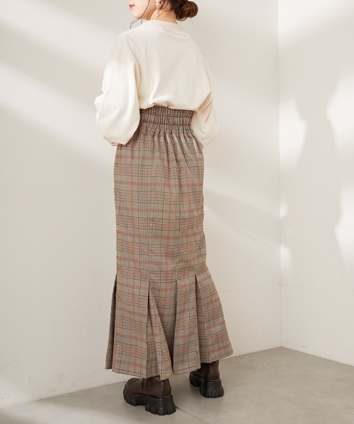 Chico（チコ）の「短丈ダメージロゴロンT（Tシャツ/カットソー・レディース・ブラック/グレー/グリーン/アイボリー・FREE）」の7枚目の写真