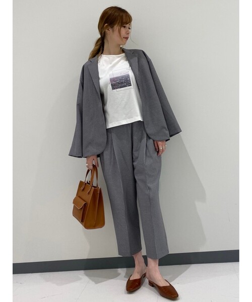 OPAQUE.CLIP（オペークドットクリップ）の「◆ライトダブルクロス タックテーパードパンツ【UNISEX】（スーツパンツ・レディース・チャコール/ブラック系1・38/40）」の4枚目の写真