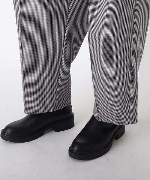 OPAQUE.CLIP（オペークドットクリップ）の「◆ライトダブルクロス タックテーパードパンツ【UNISEX】（スーツパンツ・レディース・チャコール/ブラック系1・38/40）」の12枚目の写真