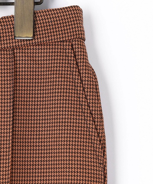 179/WG（イチナナキュウダブルジー）の「千鳥格子セミフレアパンツ（その他パンツ・レディース・ブラック/オレンジ・MEDIUM）」の9枚目の写真