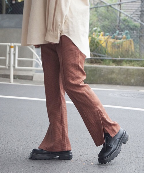 179/WG（イチナナキュウダブルジー）の「千鳥格子セミフレアパンツ（その他パンツ・レディース・ブラック/オレンジ・MEDIUM）」の15枚目の写真