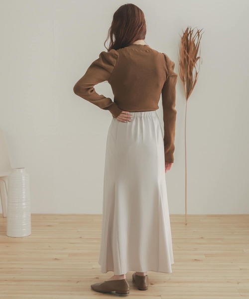 SENSE OF PLACE by URBAN RESEARCH(センスオブプレイスバイアーバンリサーチ)の「サテンマーメイドスカート(スカート・レディース・ブラウン/ライトベージュ/ブラック・ONE)」の15枚目の写真