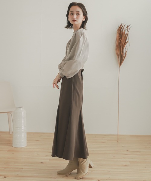 SENSE OF PLACE by URBAN RESEARCH(センスオブプレイスバイアーバンリサーチ)の「サテンマーメイドスカート(スカート・レディース・ブラウン/ライトベージュ/ブラック・ONE)」の13枚目の写真