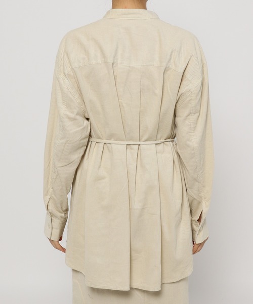 mysty woman(ミスティウーマン)の「ウエストマークコーデュロイシャツ 227708(シャツ/ブラウス・レディース・ダークグリーン/アイボリー/チャコール・FREE)」の8枚目の写真