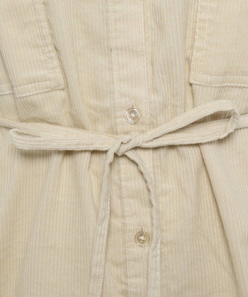 mysty woman(ミスティウーマン)の「ウエストマークコーデュロイシャツ 227708(シャツ/ブラウス・レディース・ダークグリーン/アイボリー/チャコール・FREE)」の16枚目の写真