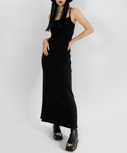 LVEU.(ラブユ.)の「【LVEU.】バッククロスワンピース / ワンピース ワンピ ロング ミモレ キャミソール キャミ キャミワンピ ブラック クロス タイト(ワンピース・レディース・ブラック・FREE)」の3枚目の写真