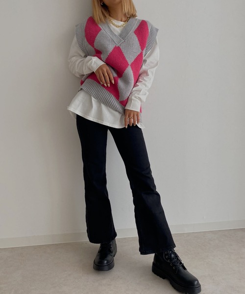 Avvenente(アベネンテ)の「【Avvenente】ビッグニットベスト(ベスト・レディース・アイボリー/ブラック/ピンク/ダークグリーン・MEDIUM)」の17枚目の写真