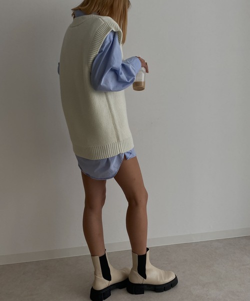 Avvenente(アベネンテ)の「【Avvenente】ビッグニットベスト(ベスト・レディース・アイボリー/ブラック/ピンク/ダークグリーン・MEDIUM)」の19枚目の写真