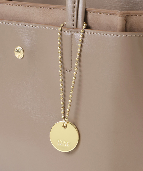 LBC（エルビーシー）の「軽量２ＷＡＹミニトートＳＤ（ショルダーバッグ・レディース・ブラック/レッド/ベージュ・FREE）」の5枚目の写真