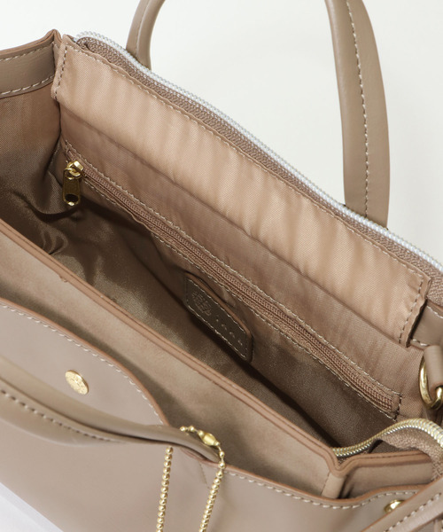 LBC（エルビーシー）の「軽量２ＷＡＹミニトートＳＤ（ショルダーバッグ・レディース・ブラック/レッド/ベージュ・FREE）」の15枚目の写真