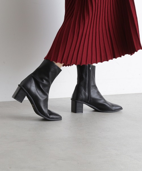 FREE'S MART(フリーズマート)の「【インフルエンサー森下愛里沙さんレコメンド】◆ブロックヒールブーツ(ブーツ・レディース・ブラック/ベージュ・SMALL/MEDIUM)」の3枚目の写真