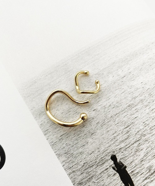 kutir(クティール)の「2Pイヤーカフ(イヤーカフ・レディース・シルバー/ゴールド・FREE)」の2枚目の写真