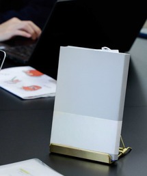 amabro（アマブロ）の「amabro DISPLAY STAND アマブロ ディスプレイスタンド M（収納グッズ）」