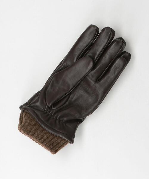green label relaxing（グリーンレーベルリラクシング）の「ラムレザー ボタン グローブ -タッチパネル対応-（手袋・メンズ・ブラック/ダークブラウン・M/L）」の4枚目の写真