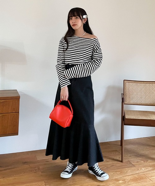 EPIMI E'PIMMY(エピミエピミー)の「カラフルボーダーロングプルオーバー(Tシャツ/カットソー・レディース・サックスブルー/ブラック/ネイビー/グリーン・MEDIUM)」の5枚目の写真