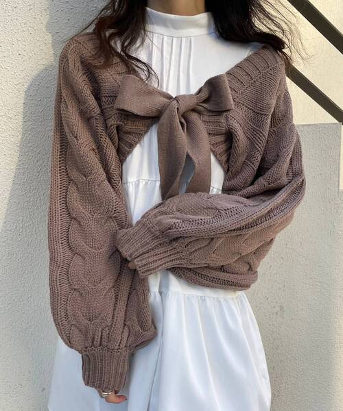 MAJESTIC LEGON（マジェスティックレゴン）の「ケーブルニットボレロ（カーディガン/ボレロ・レディース・ライトグレー/アイボリー/モカ・MEDIUM）」の20枚目の写真