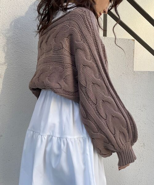 MAJESTIC LEGON（マジェスティックレゴン）の「ケーブルニットボレロ（カーディガン/ボレロ・レディース・ライトグレー/アイボリー/モカ・MEDIUM）」の21枚目の写真