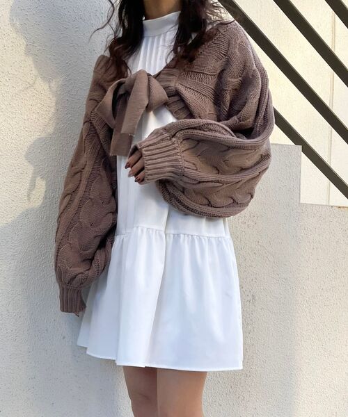 MAJESTIC LEGON（マジェスティックレゴン）の「ケーブルニットボレロ（カーディガン/ボレロ・レディース・ライトグレー/アイボリー/モカ・MEDIUM）」の22枚目の写真