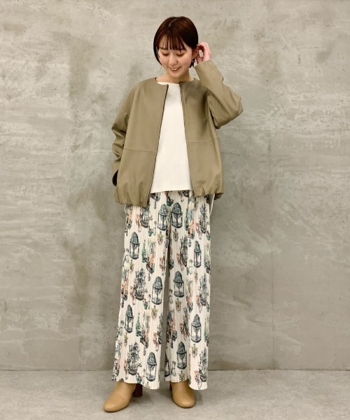 BEARDSLEY(ビアズリー)の「ボヤージュプリントプリーツパンツ(その他パンツ・レディース・ベージュ・FREE)」の19枚目の写真