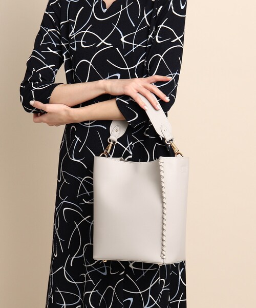 COUP DE CHANCE(クードシャンス)の「◆【2WAY】ステッチショルダーバッグ(ショルダーバッグ・レディース・ライトグレー/ピンク/ブラウン系その他2・00)」の9枚目の写真