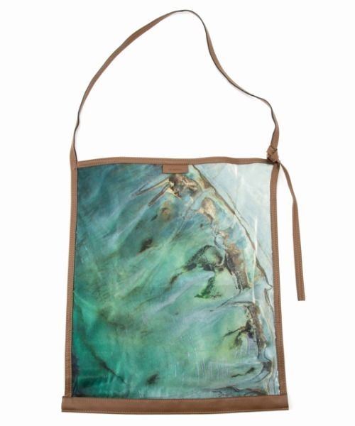 LE VERNIS（ル・ベルニ）の「LE VERNIS(ル・ベルニ)シアトート（トートバッグ・レディース・ピンク/グリーン・FREE）」の4枚目の写真