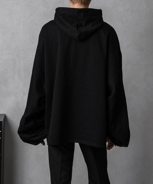 Adoon plain（アドーンプレーン）の「【Adoon plain】ギャザーパーカー（パーカー・メンズ・ライトグレー/ブラック・FREE）」の11枚目の写真