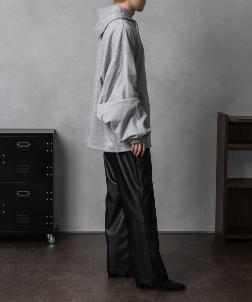 Adoon plain（アドーンプレーン）の「【Adoon plain】ギャザーパーカー（パーカー・メンズ・ライトグレー/ブラック・FREE）」の17枚目の写真