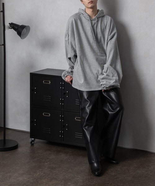 Adoon plain（アドーンプレーン）の「【Adoon plain】ギャザーパーカー（パーカー・メンズ・ライトグレー/ブラック・FREE）」の15枚目の写真