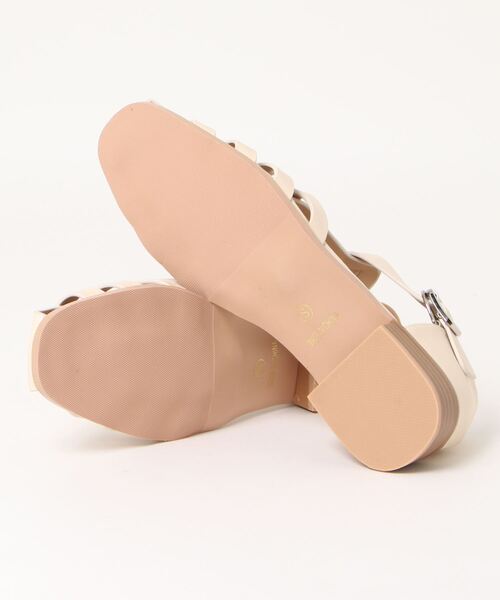 Fabby fabby（ファビィーファビィー）の「グルカサンダルシューズ / グルカサンダル（サンダル・レディース・ブラック/ベージュ/オフホワイト・SMALL/MEDIUM/LARGE）」の5枚目の写真