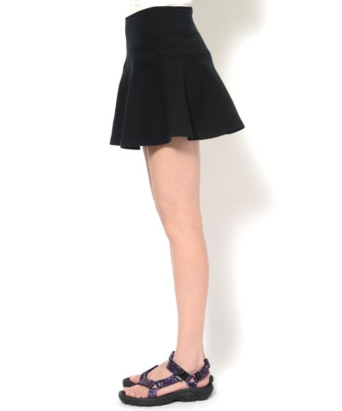 X-girl（エックスガール）の「【mini6月号掲載】PONTE SET UP（スカート・レディース・ブラック/アッシュ/ライトブルー・1/2）」の18枚目の写真