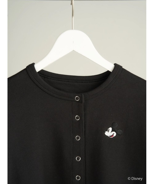 Disney（ディズニー）の「クルーネック裏毛カーディガン/Mickey（カーディガン/ボレロ・レディース・ブラック・L/M）」の3枚目の写真