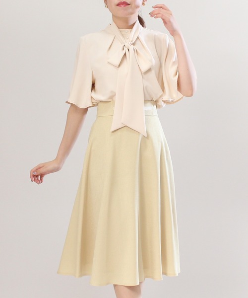 ASTORIA ODIER（アストリアオディール）の「ボウタイブラウス（シャツ/ブラウス・レディース・ベージュ/ホワイト・MEDIUM）」の20枚目の写真