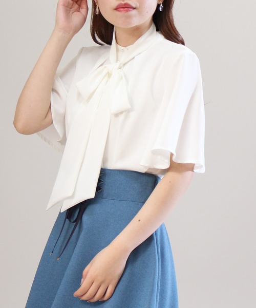 ASTORIA ODIER（アストリアオディール）の「ボウタイブラウス（シャツ/ブラウス・レディース・ベージュ/ホワイト・MEDIUM）」の11枚目の写真