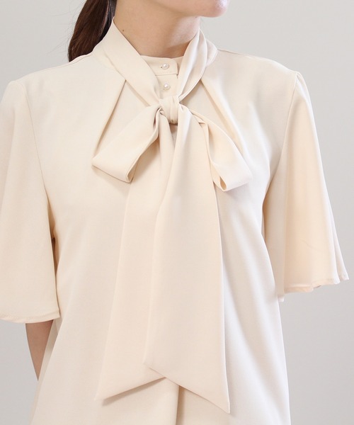 ASTORIA ODIER（アストリアオディール）の「ボウタイブラウス（シャツ/ブラウス・レディース・ベージュ/ホワイト・MEDIUM）」の6枚目の写真
