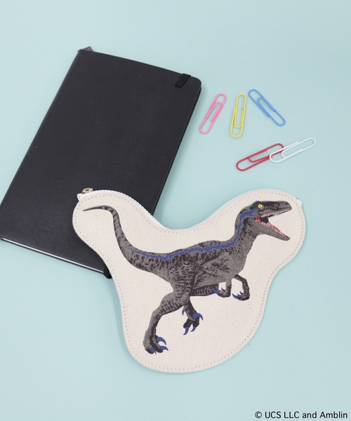 ACCOMMODE（アコモデ）の「Jurassic World ラバープリントポーチ（ポーチ・レディース・ブルー/ベージュ/シルバー・FREE）」の10枚目の写真