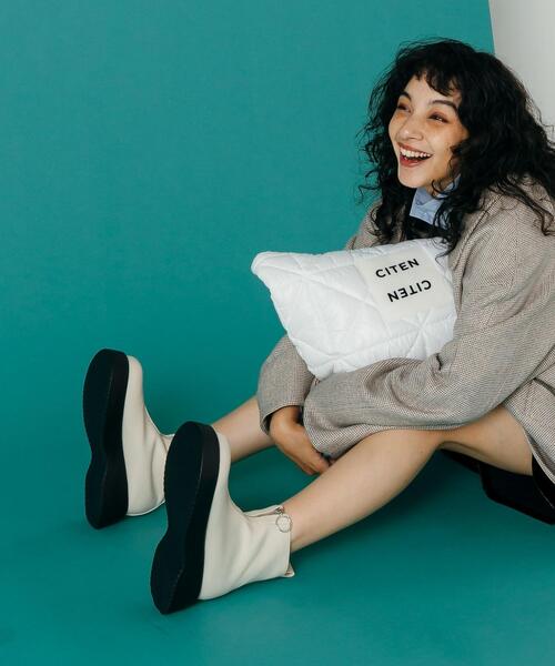 CITEN(シテン)の「<CITEN>ボリュームソール ハーフジップ ブーツ(ブーツ・レディース・ブラック/オフホワイト・23cm/23.5cm/24cm/24.5cm)」の8枚目の写真