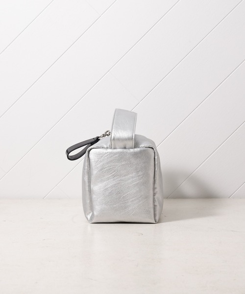 Actually（アクチュアリー）の「【手洗い可能】ウォッシャブル ワンハンドル 2WAYショルダー（ショルダーバッグ・レディース・ブラック/シルバー・フリー）」の11枚目の写真