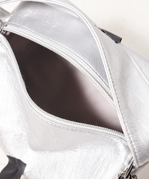 Actually（アクチュアリー）の「【手洗い可能】ウォッシャブル ワンハンドル 2WAYショルダー（ショルダーバッグ・レディース・ブラック/シルバー・フリー）」の4枚目の写真