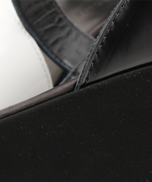 FABIO RUSCONI（ファビオルスコーニ）の「FABIO RUSCONI モノトーンサンダル（サンダル・レディース・ブラック・37/35/36）」の2枚目の写真