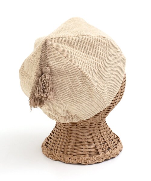 apres les cours（アプレレクール）の「タッセル付きベビー帽子（その他ベビー用品・キッズ・ベージュ/ブラウン・48/46）」の5枚目の写真