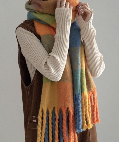 FREAK'S STORE（フリークスストア）の「ボリュームチェックフリンジマフラー（マフラー・レディース・ピンク/オレンジ・ONE SIZE）」の6枚目の写真