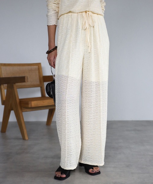 mi via loca（ミヴィアロカ）の「フラワーレースセンターシームパンツ（その他パンツ・レディース・ブラック/ベージュ/キナリ・FREE）」の13枚目の写真