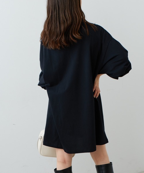 Chico（チコ）の「【2022AW】胸刺繍ハイネックルーズロンT（Tシャツ/カットソー・レディース・アイボリー/ブラック/グレー/カーキ・FREE）」の16枚目の写真