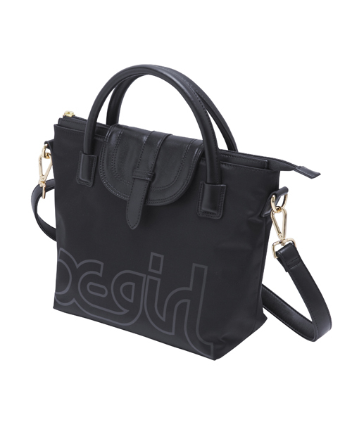 X-girl（エックスガール）の「FLAP TOTE BAG（トートバッグ・レディース・ブラック/レッド・ONE SIZE）」の2枚目の写真