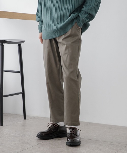 LAKOLE（ラコレ）の「スムースTCチノスリムパンツ / 157273（チノパンツ・メンズ・ブラック/グレー/オリーブ/ブラウン系その他/ベージュ/アイボリー/カーキ・SMALL/MEDIUM/LARGE/X-LARGE）」の4枚目の写真