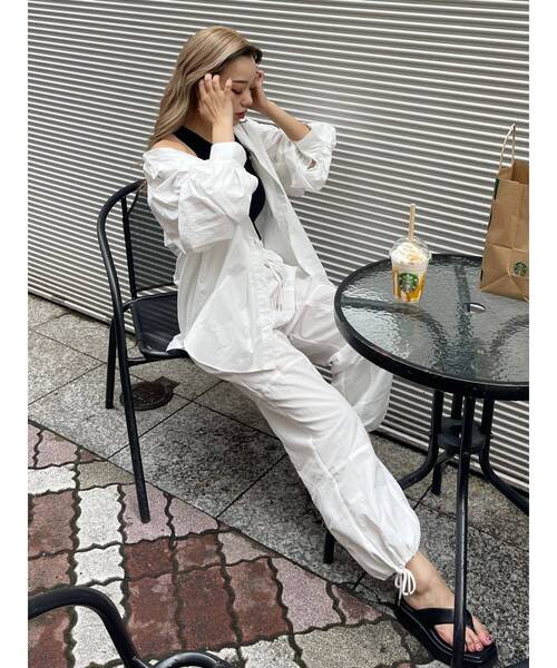 EVRIS（エヴリス）の「ボリュームスリーブベーシックシャツ（シャツ/ブラウス・レディース・ブラック/ホワイト・FREE）」の8枚目の写真