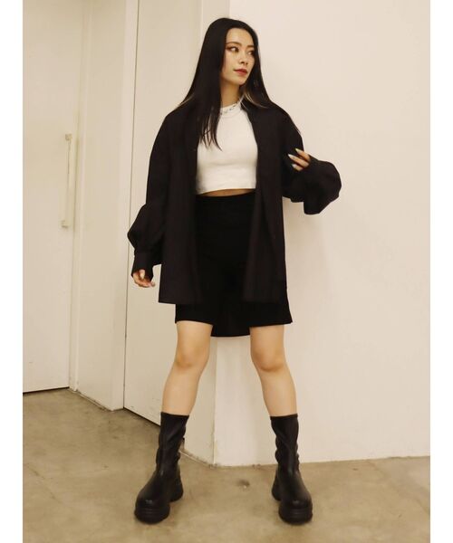 EVRIS（エヴリス）の「ボリュームスリーブベーシックシャツ（シャツ/ブラウス・レディース・ブラック/ホワイト・FREE）」の15枚目の写真