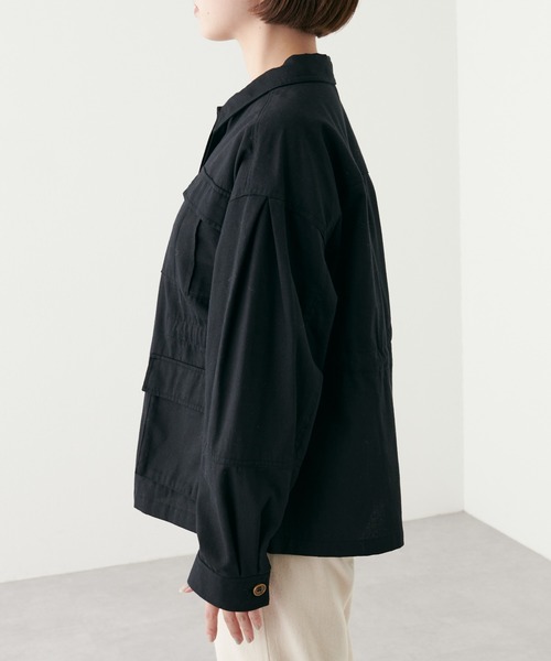 natural couture（ナチュラルクチュール）の「2022AWアイテム/ミリタリーブルゾン（ミリタリージャケット・レディース・ブラック/カーキ・FREE）」の13枚目の写真