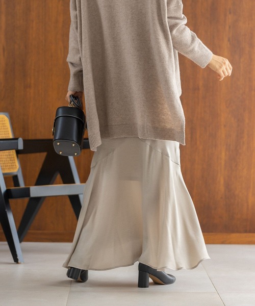 BAYFLOW（ベイフロー）の「バックドレープスカート（スカート・レディース・ベージュ/レッド/カーキ・SMALL/MEDIUM）」の6枚目の写真