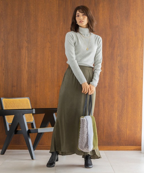 BAYFLOW（ベイフロー）の「バックドレープスカート（スカート・レディース・ベージュ/レッド/カーキ・SMALL/MEDIUM）」の8枚目の写真